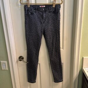 GUC Johnny Was black and gray jeans with leopard design size 28